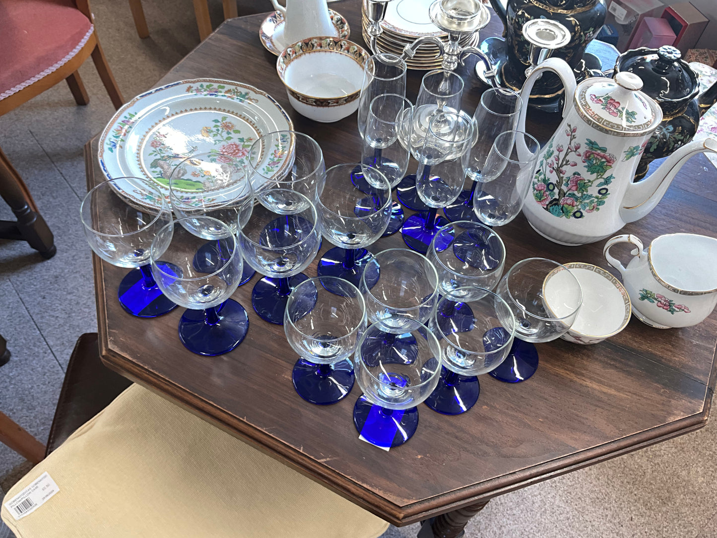 Set Of 18 Glasses