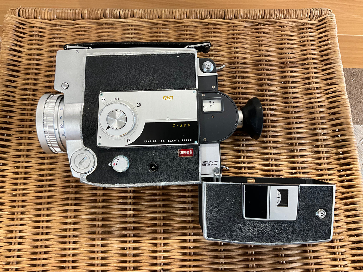 Vintage 8 mm Film Camera